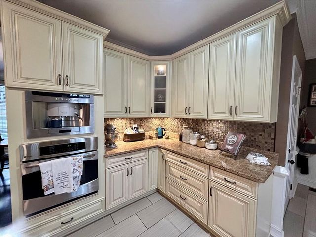 4511 Verdant Woods Court, Powder Springs, GA 30127
