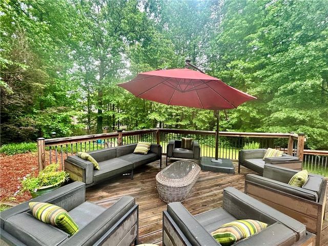 4511 Verdant Woods Court, Powder Springs, GA 30127