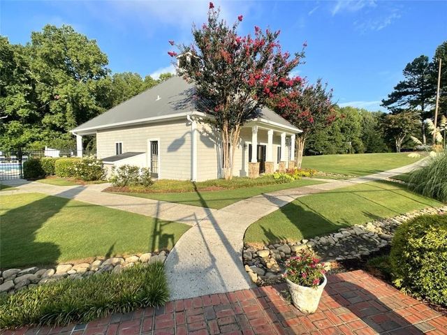 4511 Verdant Woods Court, Powder Springs, GA 30127
