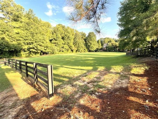 4511 Verdant Woods Court, Powder Springs, GA 30127