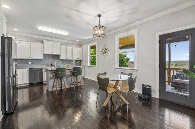 8988 Sunridge Drive, Ooltewah, TN 37363