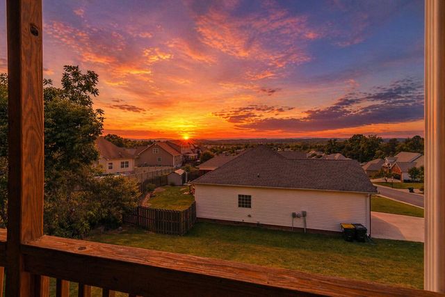 8988 Sunridge Drive, Ooltewah, TN 37363