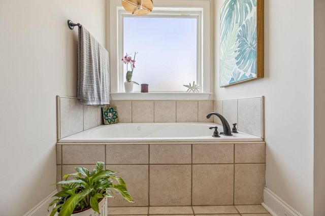 8988 Sunridge Drive, Ooltewah, TN 37363