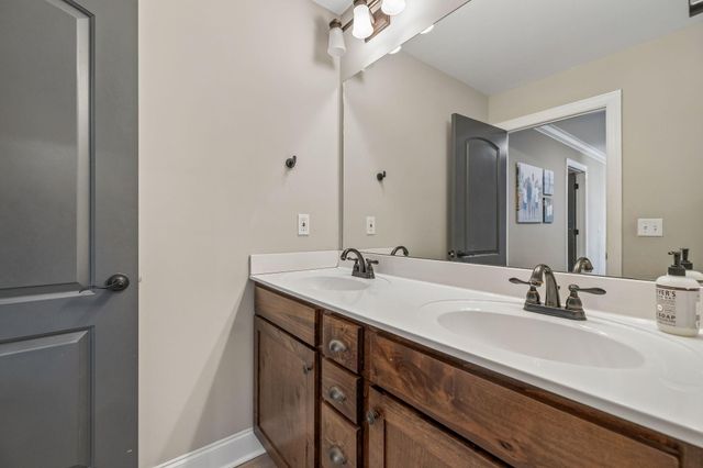 8988 Sunridge Drive, Ooltewah, TN 37363