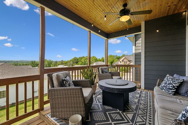 8988 Sunridge Drive, Ooltewah, TN 37363