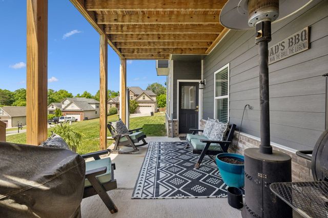 8988 Sunridge Drive, Ooltewah, TN 37363