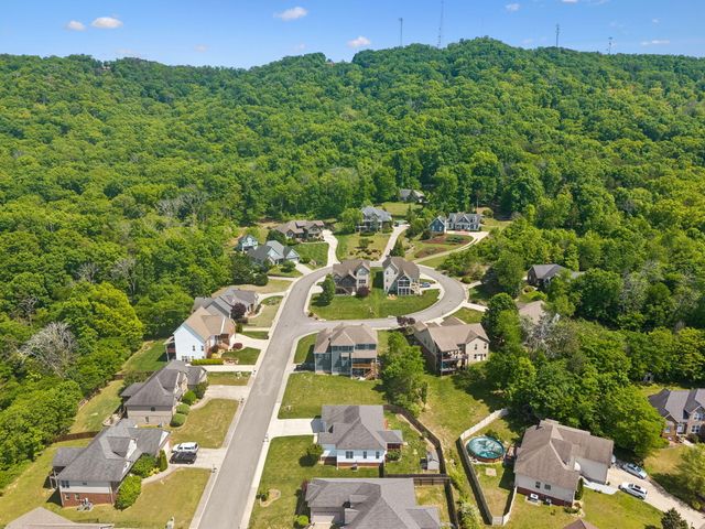 8988 Sunridge Drive, Ooltewah, TN 37363