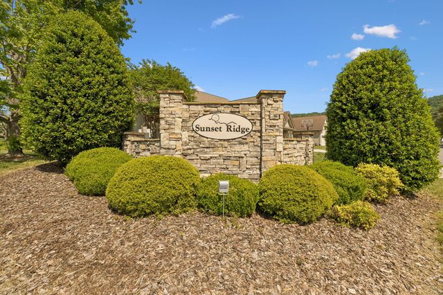 8988 Sunridge Drive, Ooltewah, TN 37363