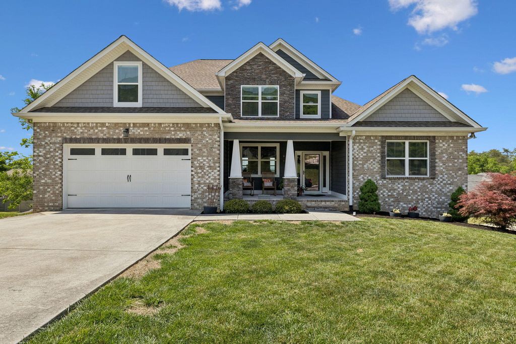 8988 Sunridge Drive, Ooltewah, TN 37363