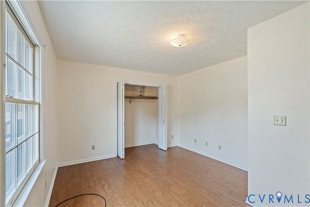 927 E Courthouse Rd, Blackstone, VA 23824