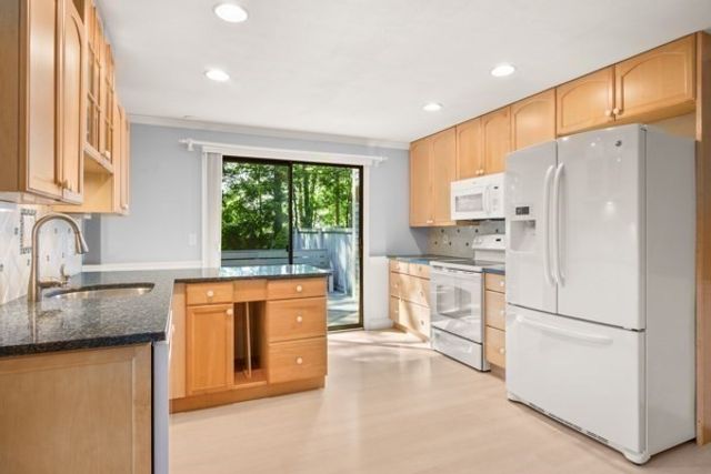 66 Woodland Trail, Falmouth, MA 02536