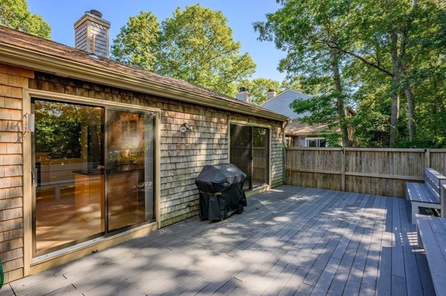 66 Woodland Trail, Falmouth, MA 02536