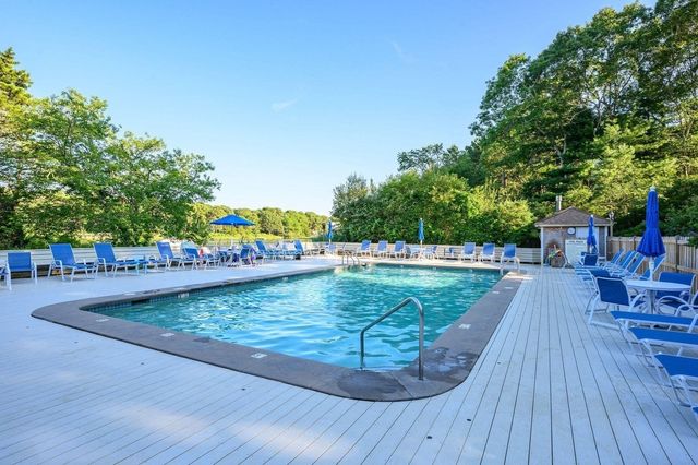 66 Woodland Trail, Falmouth, MA 02536