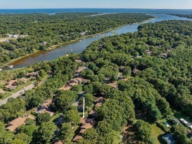 66 Woodland Trail, Falmouth, MA 02536