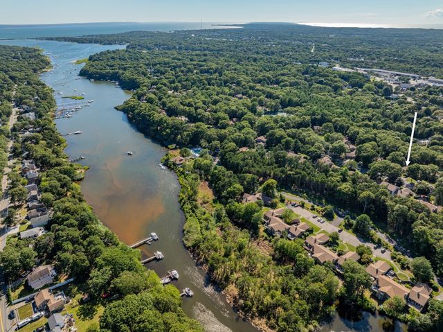 66 Woodland Trail, Falmouth, MA 02536