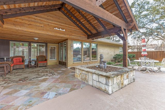 1223 Huntington Drive, Duncanville, TX 75137