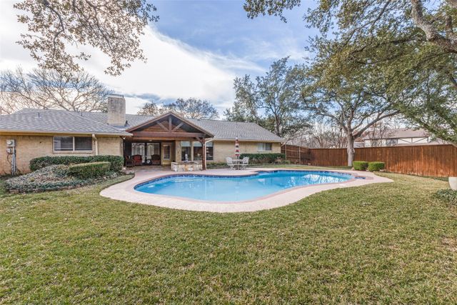 1223 Huntington Drive, Duncanville, TX 75137