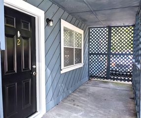 704 E 22nd Street 2, Houston, TX 77008