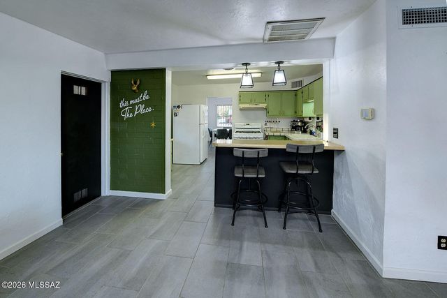 2602 E Sylvia Street, Tucson, AZ 85716