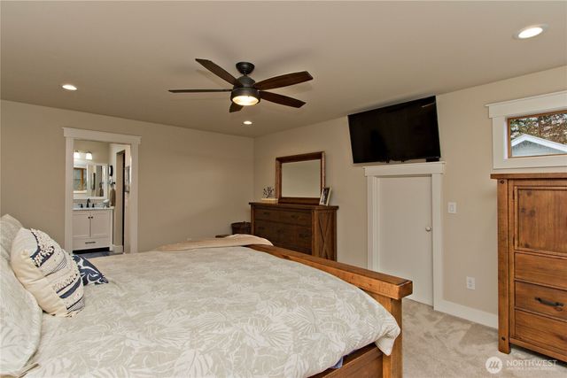 25116 SE 162nd Street, Issaquah, WA 98027