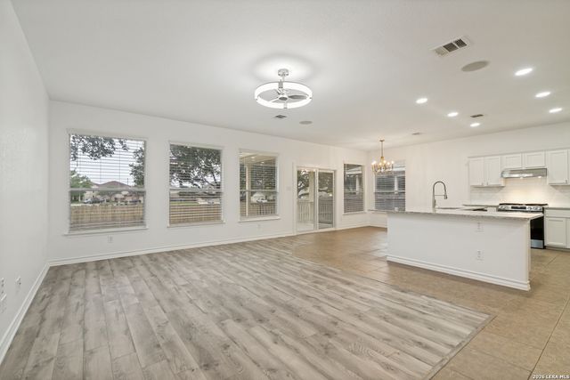 24310 Woodrose Park, San Antonio, TX 78255