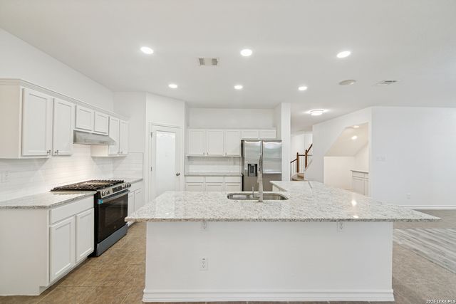 24310 Woodrose Park, San Antonio, TX 78255