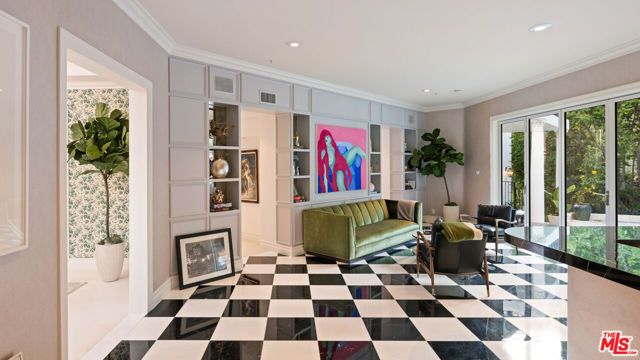 1404 Dawnridge Drive, Beverly Hills, CA 90210