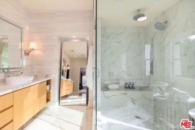 1404 Dawnridge Drive, Beverly Hills, CA 90210