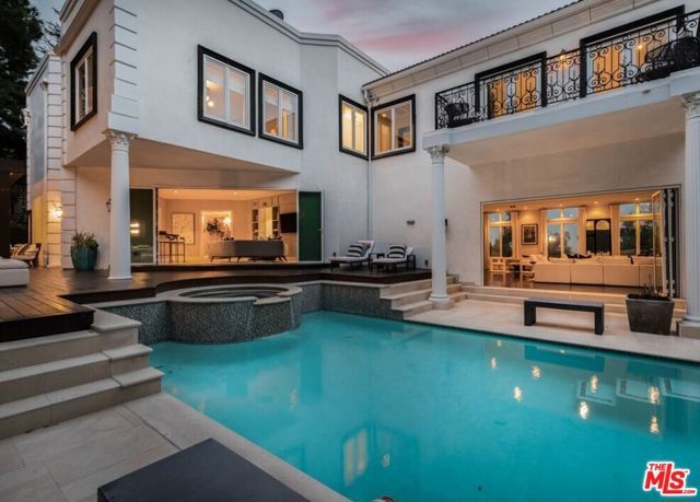 1404 Dawnridge Drive, Beverly Hills, CA 90210