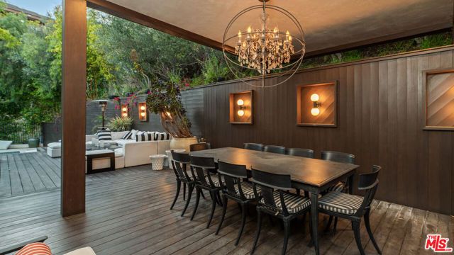 1404 Dawnridge Drive, Beverly Hills, CA 90210