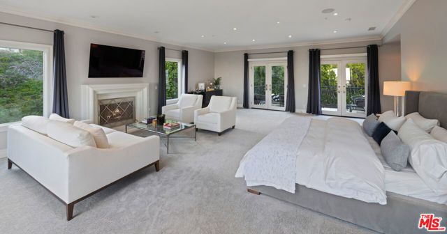 1404 Dawnridge Drive, Beverly Hills, CA 90210