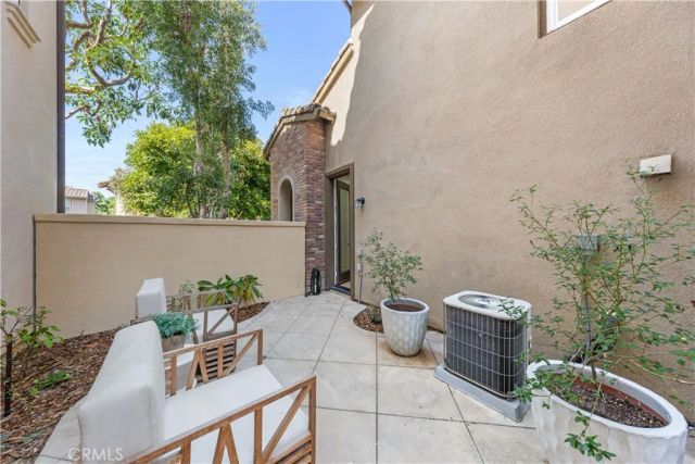 14 Tall Oak, Irvine, CA 92603