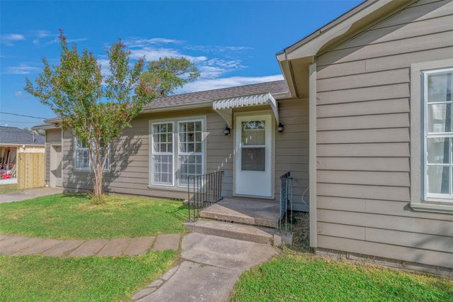 1113 Felder Street, Navasota, TX 77868
