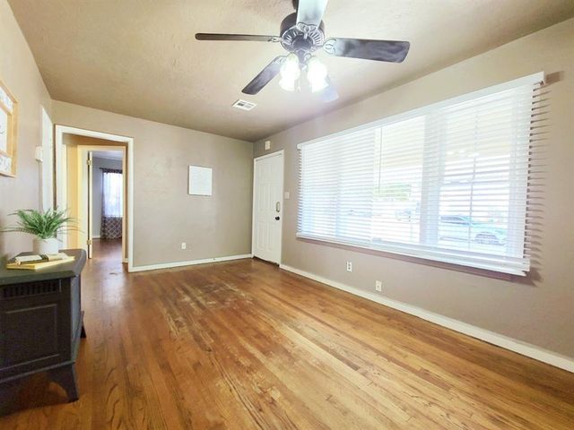 3512 N Holman Court, Midwest City, OK 73110