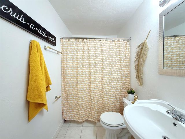 3512 N Holman Court, Midwest City, OK 73110