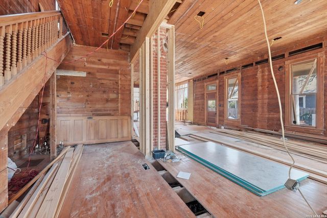 611 Mason St, San Antonio, TX 78208