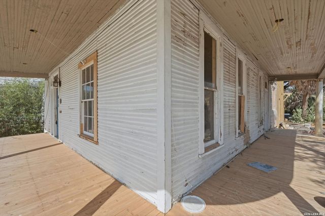 611 Mason St, San Antonio, TX 78208