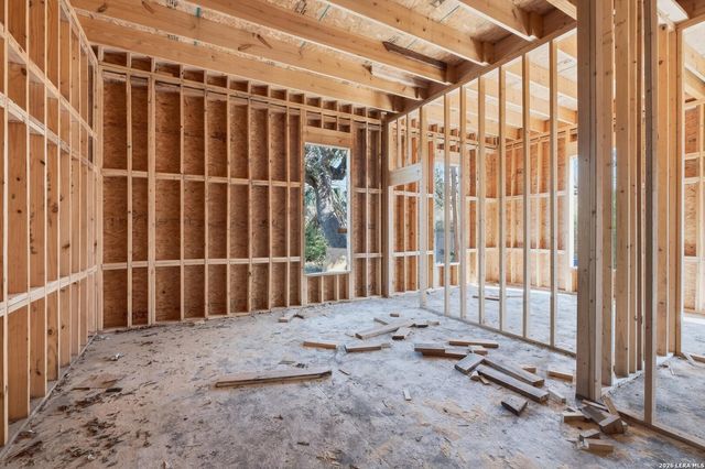 611 Mason St, San Antonio, TX 78208