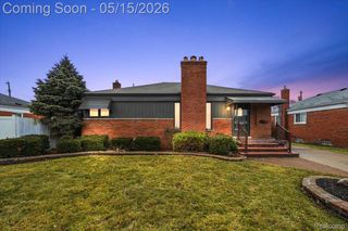 31229 Share Street, St. Clair Shores, MI 48082