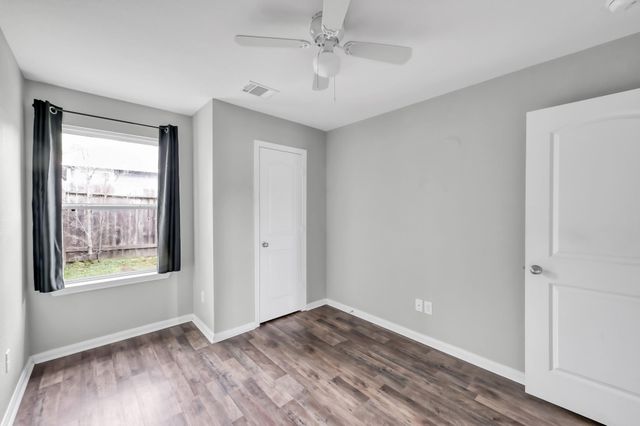 16618 E Hammon, Montgomery, TX 77316
