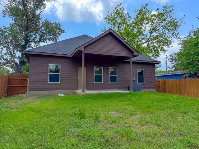 1314 E 3rd Avenue, Corsicana, TX 75110