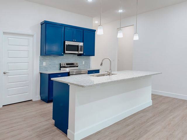 1314 E 3rd Avenue, Corsicana, TX 75110