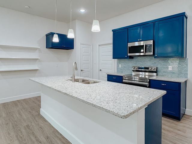 1314 E 3rd Avenue, Corsicana, TX 75110