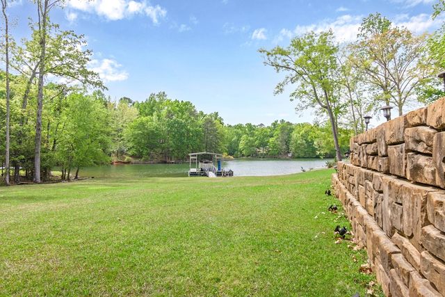333 Paradise Point Point, Abbeville, SC 29620