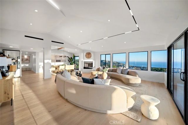 1401 Bounty Way, Laguna Beach, CA 92651