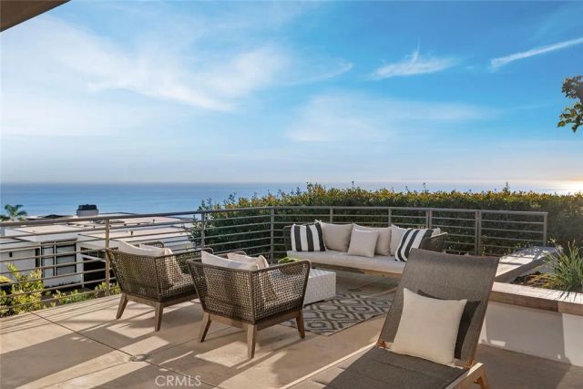 1401 Bounty Way, Laguna Beach, CA 92651
