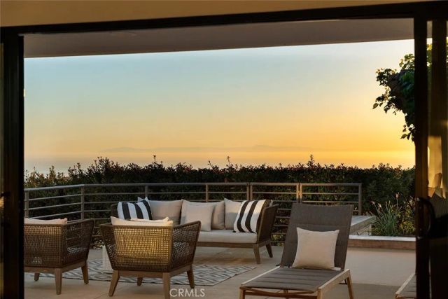 1401 Bounty Way, Laguna Beach, CA 92651