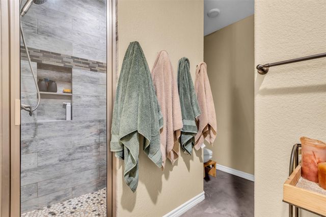 696 Independence Road, Shepherd, TX 77371