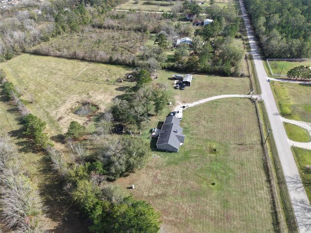 696 Independence Road, Shepherd, TX 77371