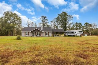 696 Independence Road, Shepherd, TX 77371